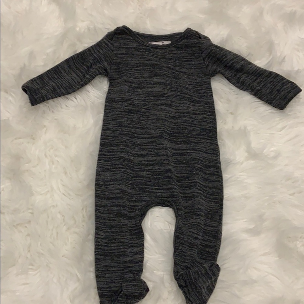 Grey space dye footie